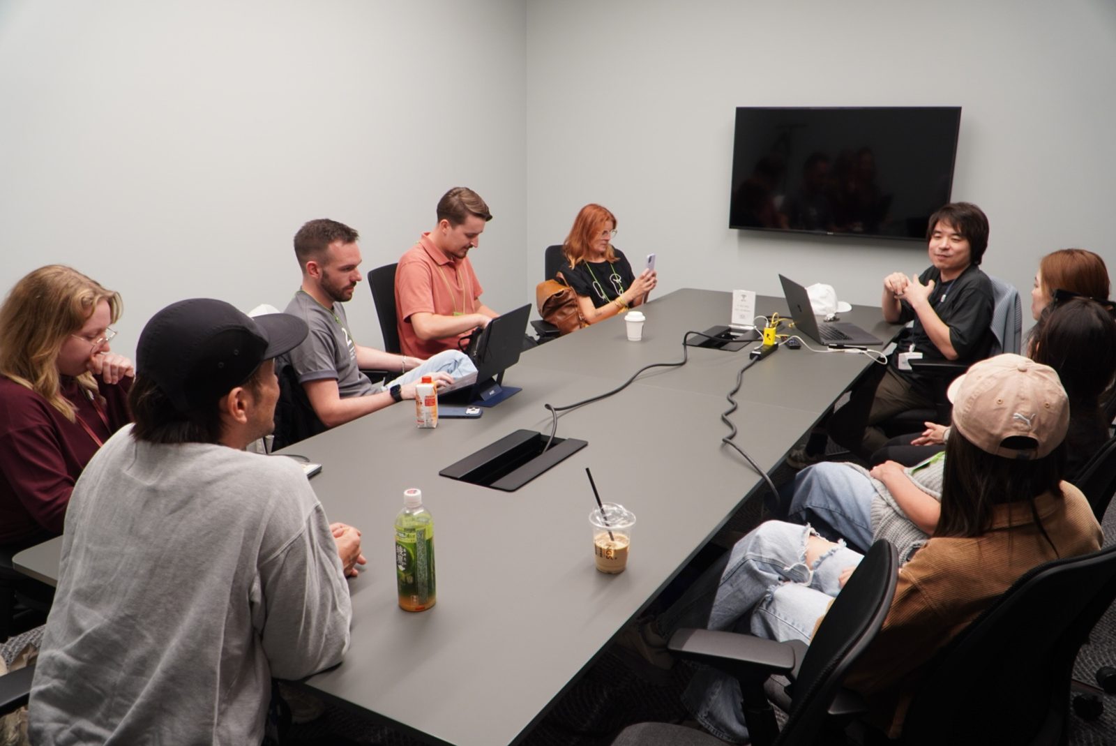 Colive Fukuoka session with local businesses